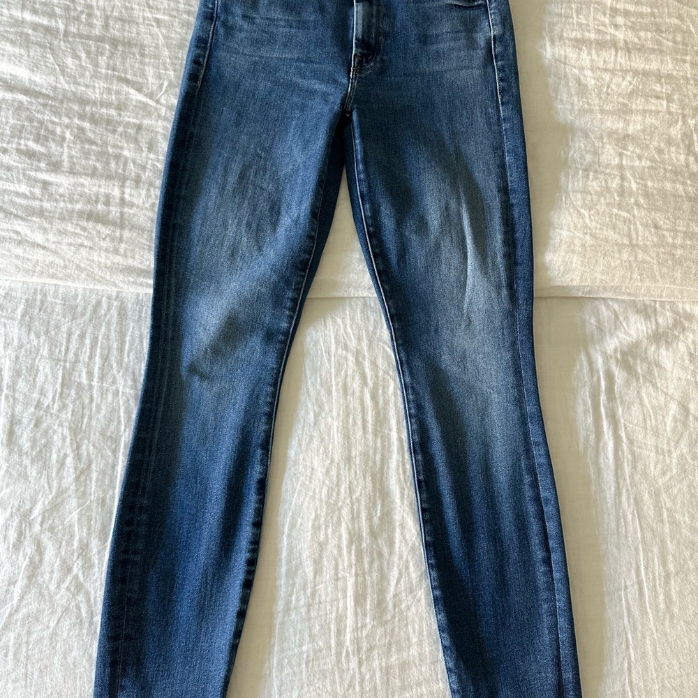 Mother High Waisted Looker Jeans - Picture 2 of 8